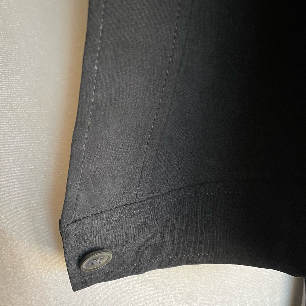 Everlane The Washable Silk Wrap Top in Black Size 8 - Picture 8 of 10
